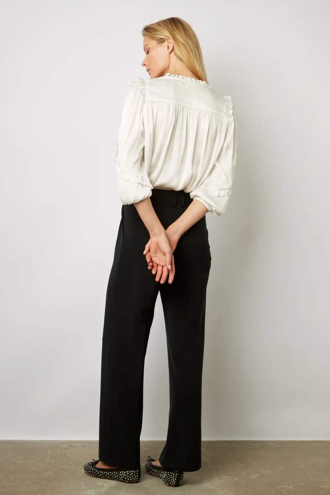 Blouse En Satin A Volants Blanc - Alexia