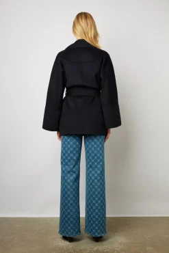 Manteau Court En Laine Fine Marine - Noranne