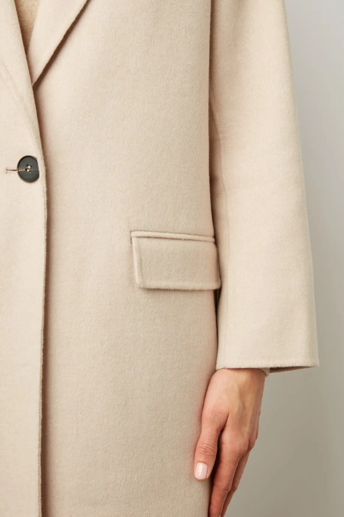 Manteau Droit En Laine Fine Sable - Naomi