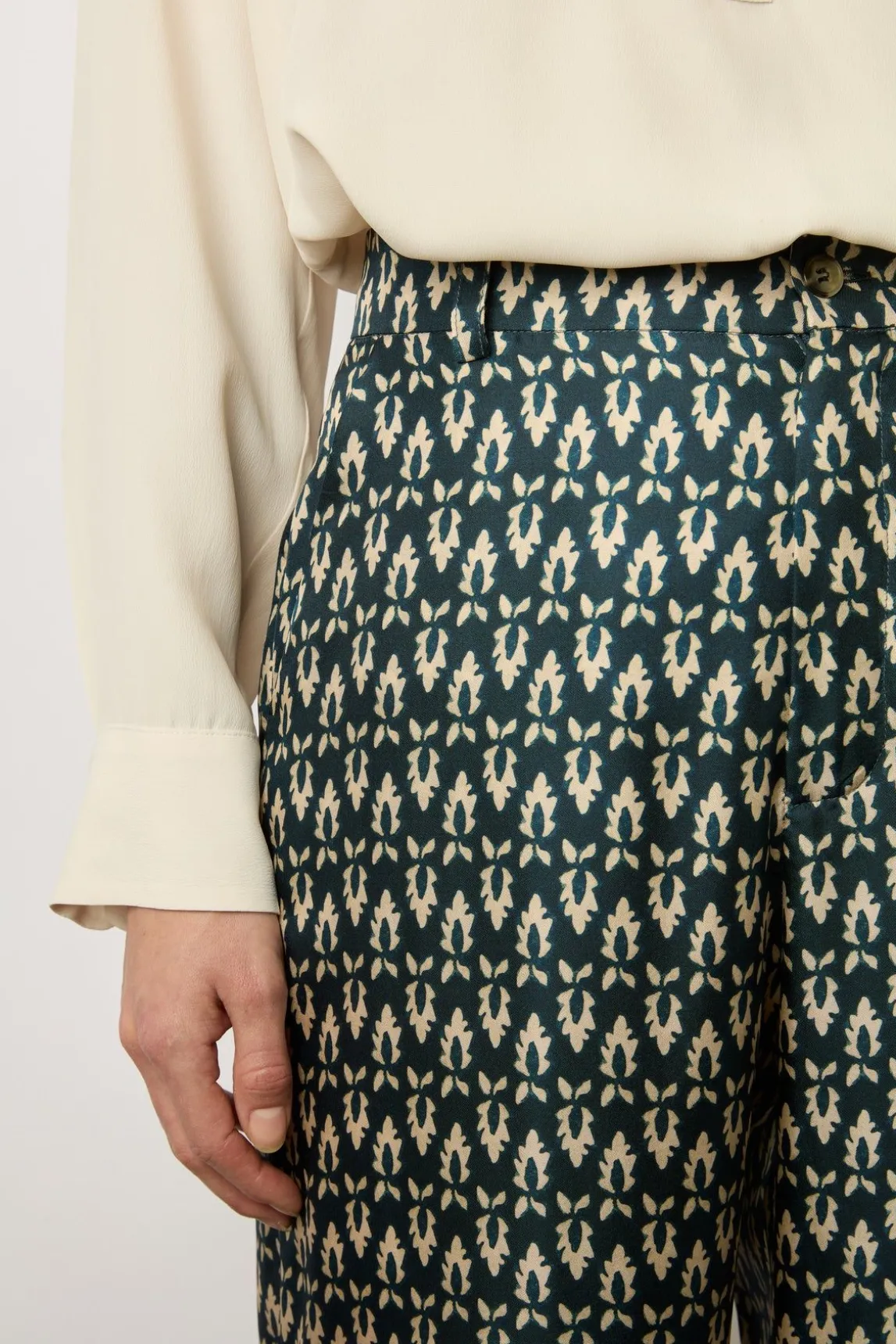 Pantalon Large En Soie Marine - Chanael