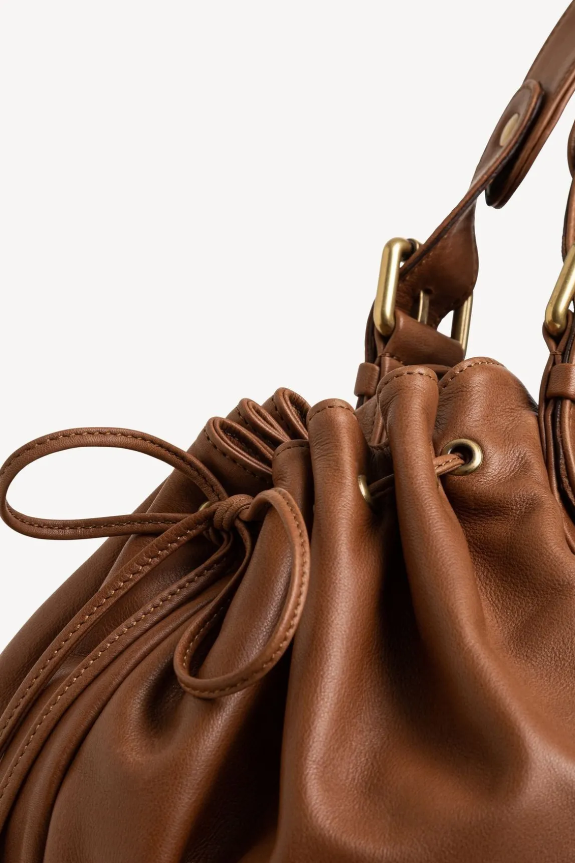Sac A Main En Cuir De Veau Camel - 24H